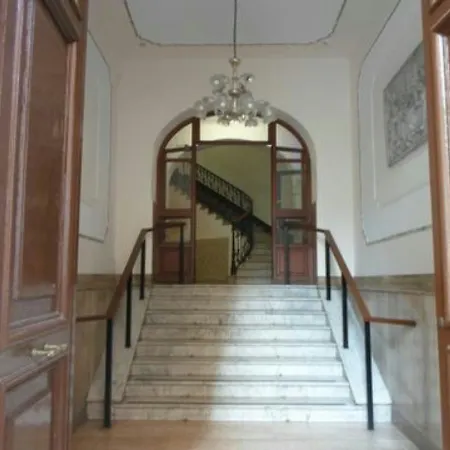 Alex Guest house 2*