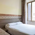 Alex 3* Roma