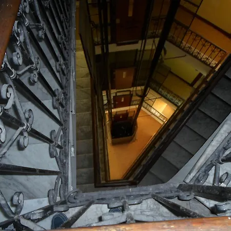 بيت ضيافة Alex روما